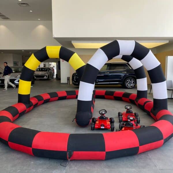 Pista para Go Karts inflable color roja y negra